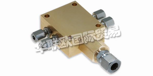 REBS Zentralschmiertechnik GmbH成立于1948年，現(xiàn)已發(fā)展成為一家現(xiàn)代化的國際公司。這家家族企業(yè)現(xiàn)已進(jìn)入第三代管理層，在全球擁有150多名員工，是中央潤滑技術(shù)眾多領(lǐng)域的領(lǐng)先供應(yīng)商。
