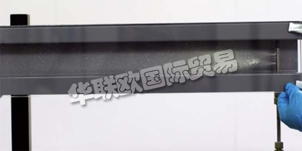 德國PFINDER主要產(chǎn)品：PFINDER防護(hù)蠟、清洗劑等。PFINDER是一家成功且獨(dú)立的公司，已有100多年的歷史。 Pfinder公司成立于1884年，從其作為頂級制造商和“符騰堡皇家法院供應(yīng)商”的角色發(fā)展成為汽車行業(yè)，供應(yīng)商和其他行業(yè)領(lǐng)域的靈活，稱職和創(chuàng)新的合作伙伴。 40多年蠟保護(hù)經(jīng)驗的結(jié)果是獲得汽車行業(yè)OEM認(rèn)證的產(chǎn)品，在空腔保護(hù)方面的市場領(lǐng)導(dǎo)地位以及他們在全球70多家汽車工廠中永久使用他們的產(chǎn)品。 Pfinder產(chǎn)品每年用于超過9,000,000個體內(nèi)。